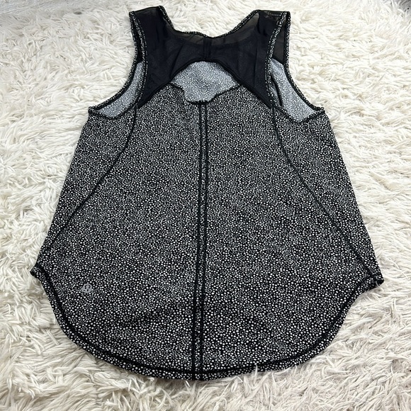 Lululemon Sculpt Tank - Picture 3 of 4